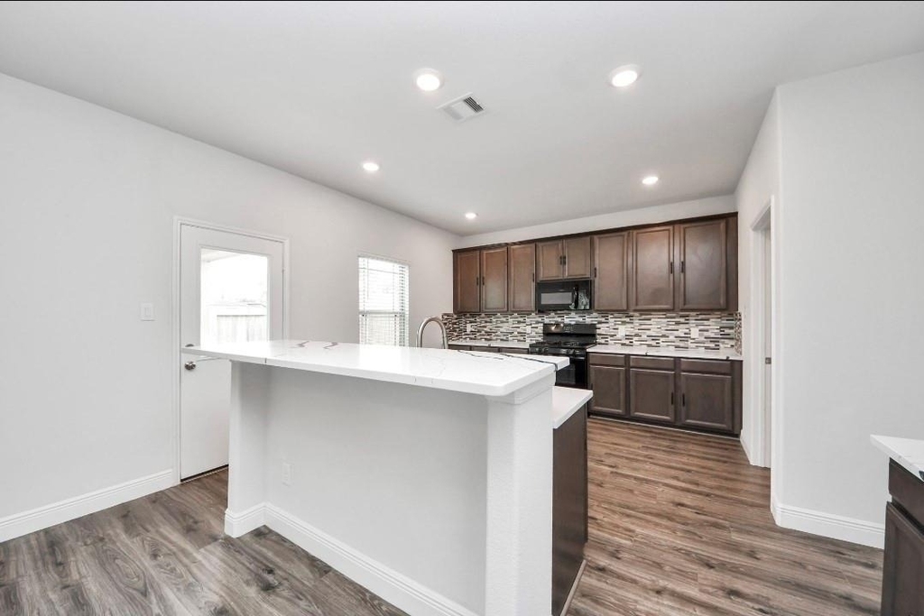 7638 Nevaeh Crest Path - Photo 11