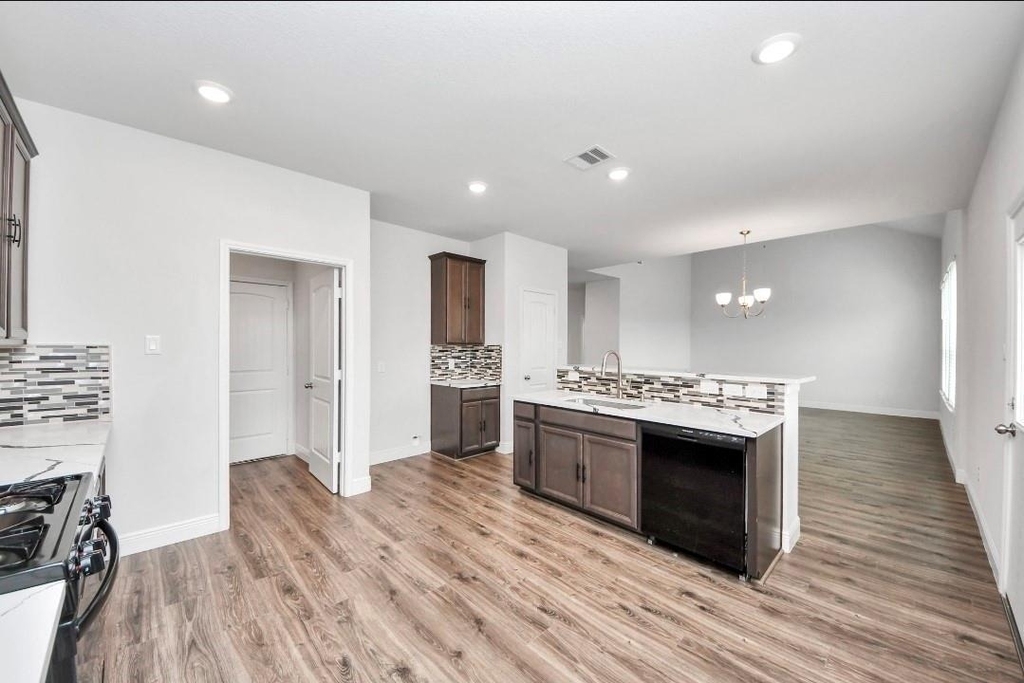 7638 Nevaeh Crest Path - Photo 13