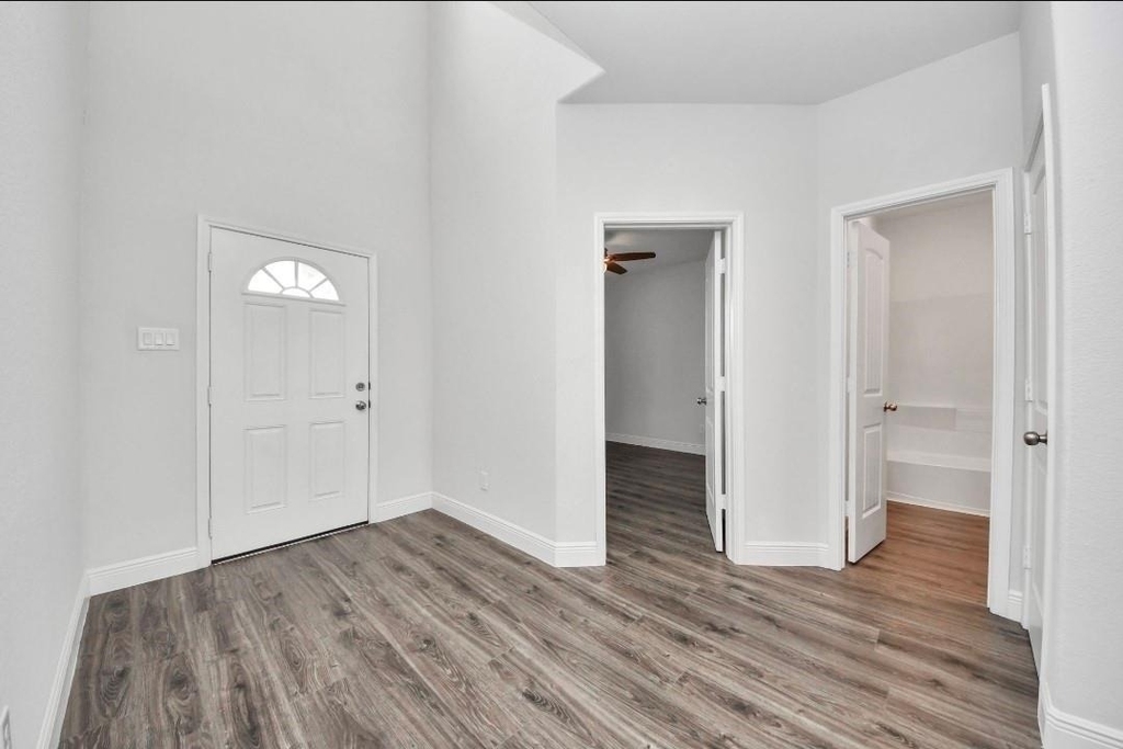 7638 Nevaeh Crest Path - Photo 20