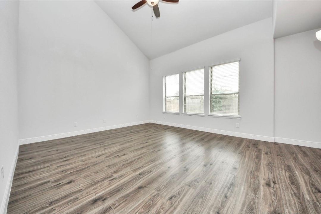 7638 Nevaeh Crest Path - Photo 6