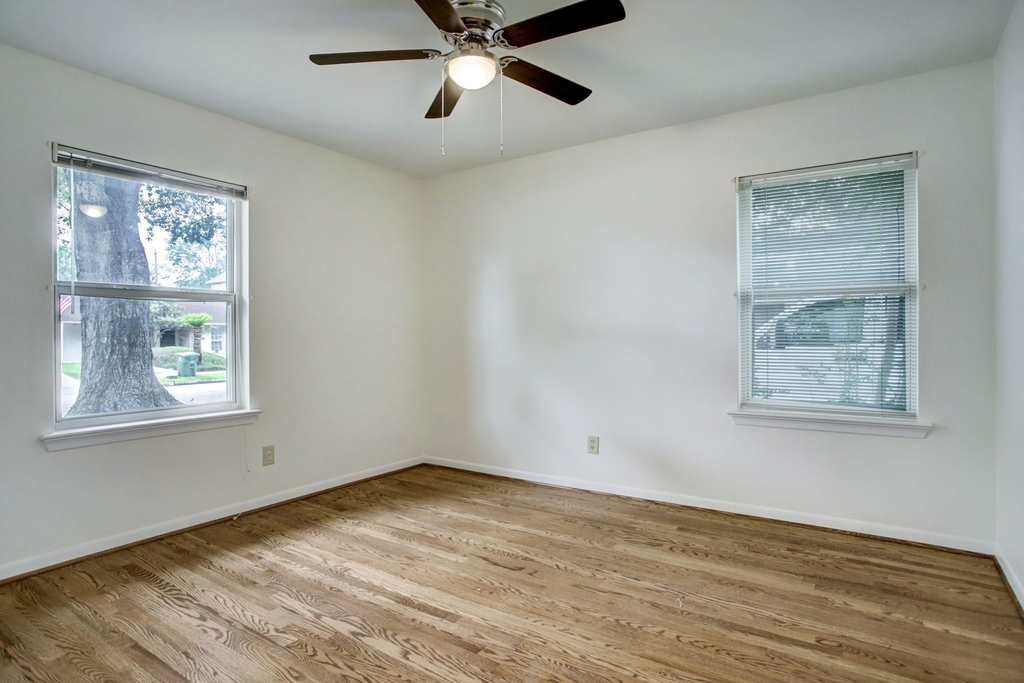 3807 Murworth Drive - Photo 7