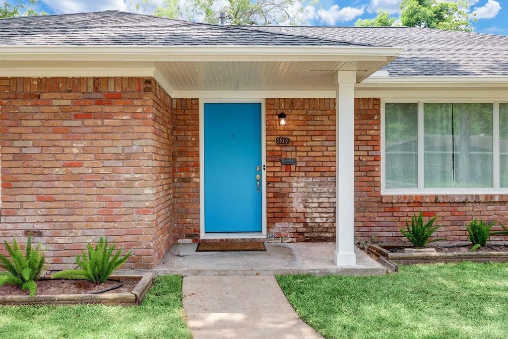 3807 Murworth Drive - Photo 1