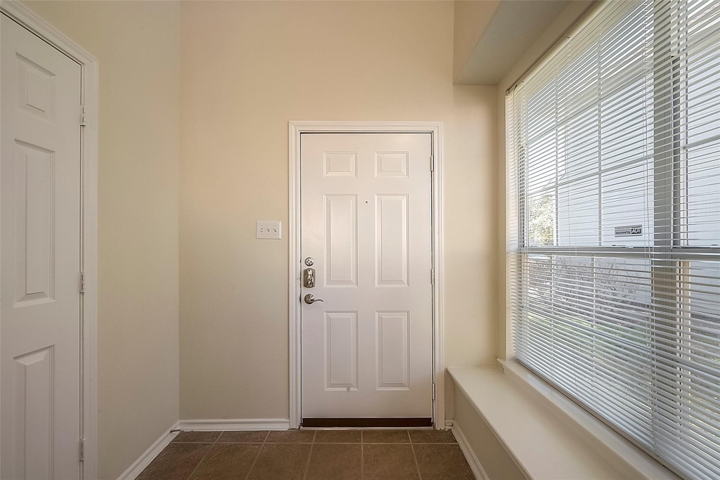 14330 Fairbuff Lane - Photo 8