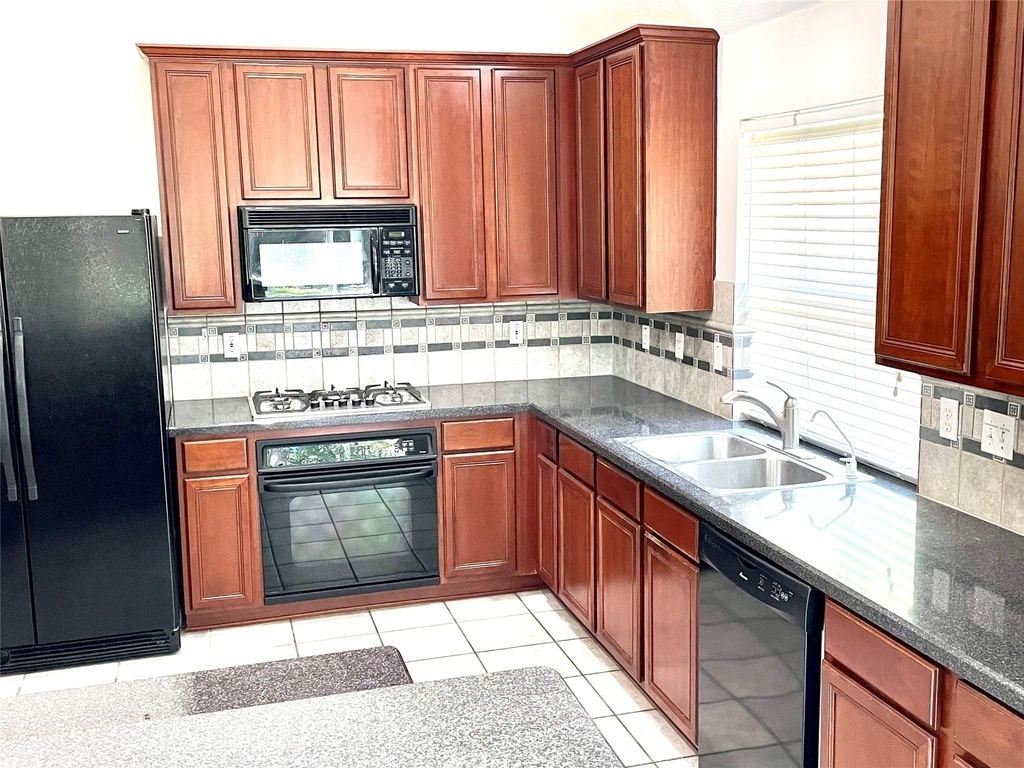 71 E Hobbit Glen Drive - Photo 5