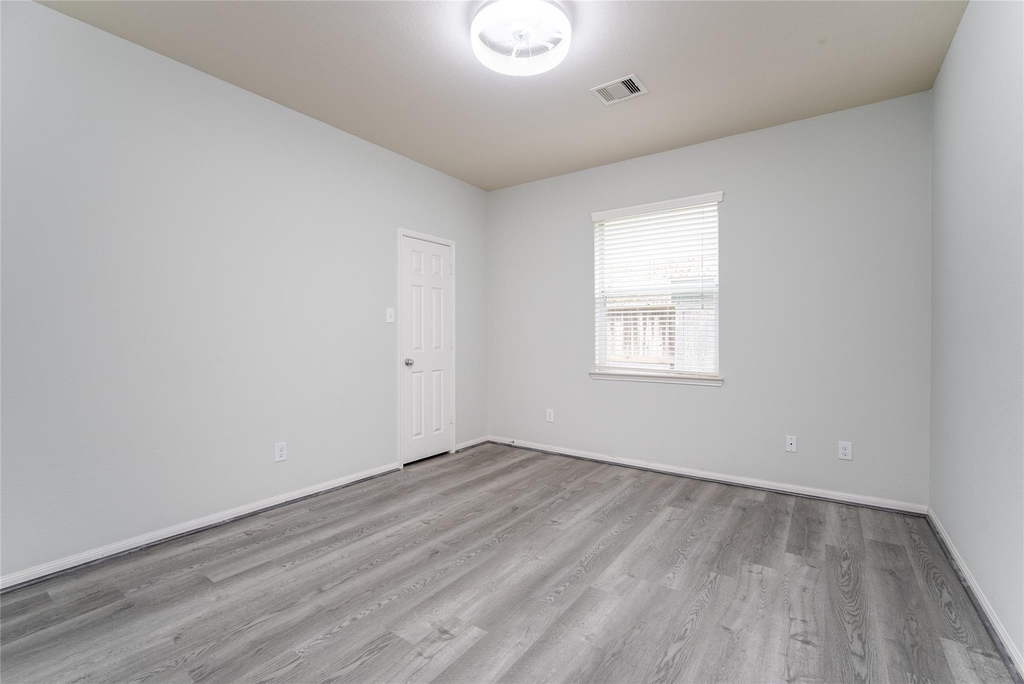 3931 Medici Court - Photo 12