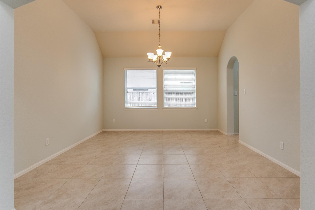3931 Medici Court - Photo 14