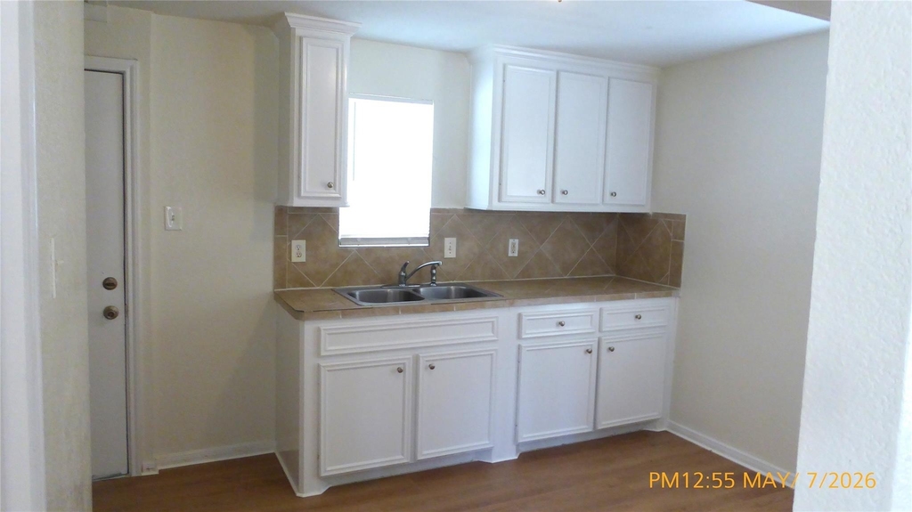2308 Stevens Street - Photo 2
