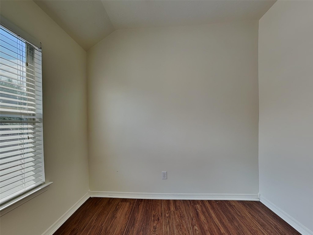 30622 N Sulphur Creek Drive - Photo 16