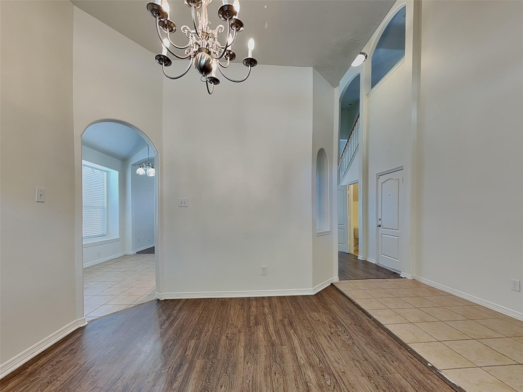 30622 N Sulphur Creek Drive - Photo 4