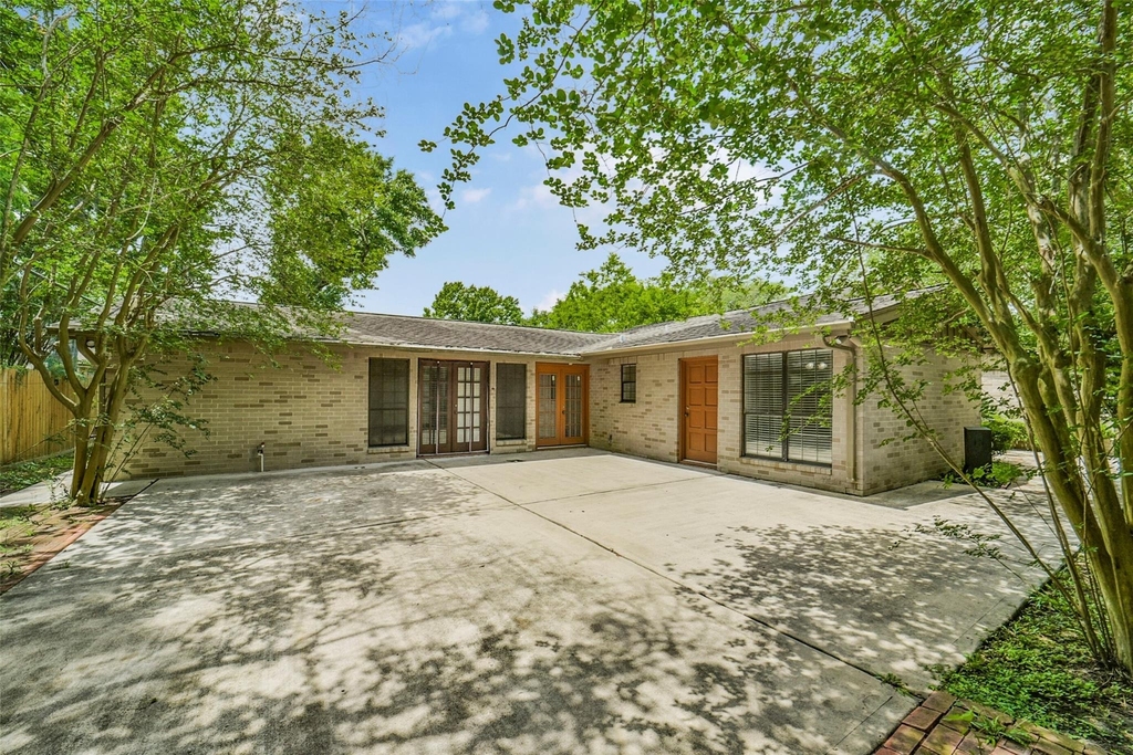 5147 Beechnut Street - Photo 14
