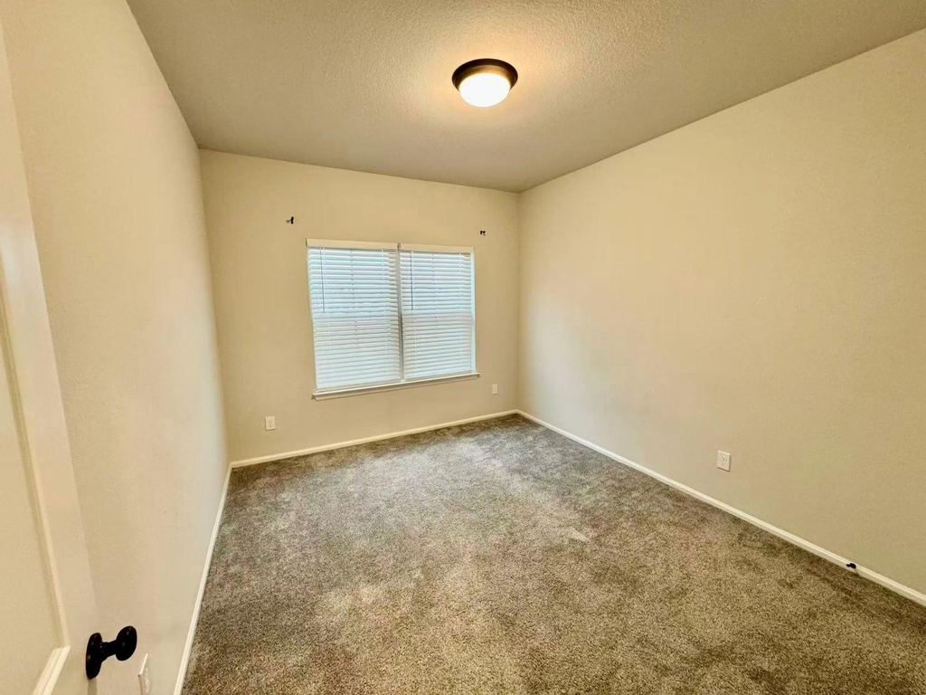 10503 Shining Dawn Way - Photo 24