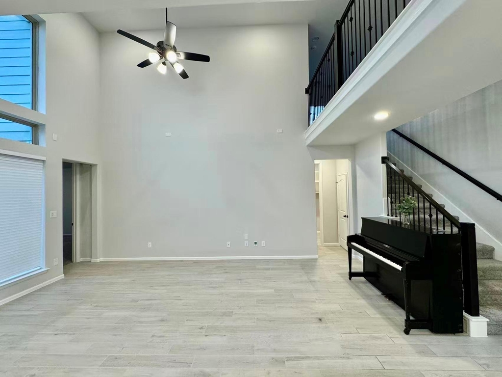 10503 Shining Dawn Way - Photo 8