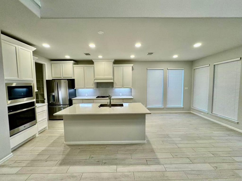 10503 Shining Dawn Way - Photo 7