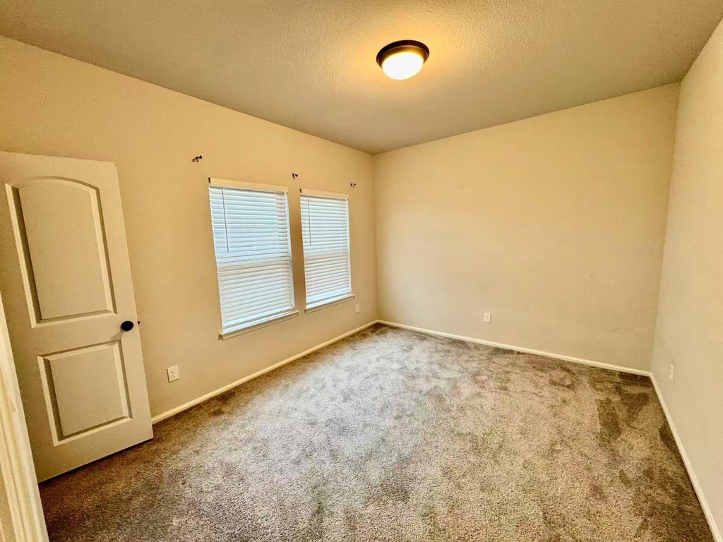 10503 Shining Dawn Way - Photo 26