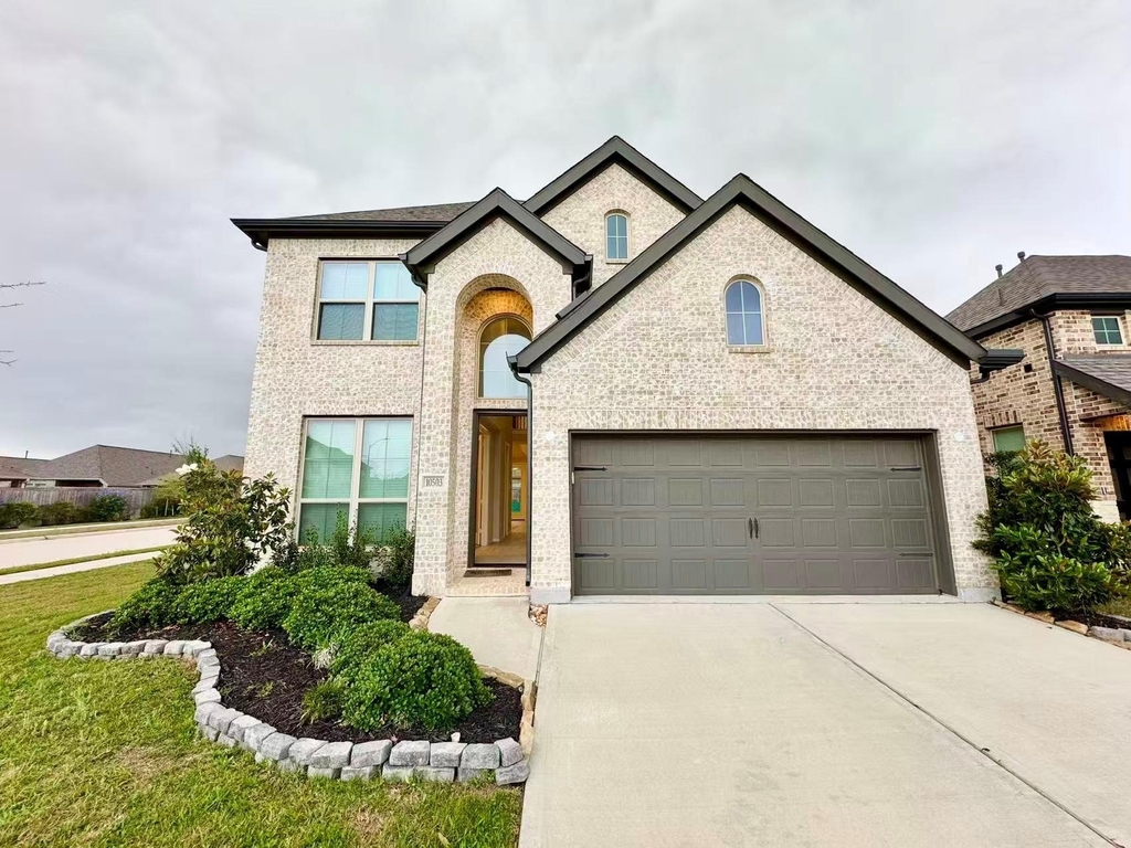 10503 Shining Dawn Way - Photo 0