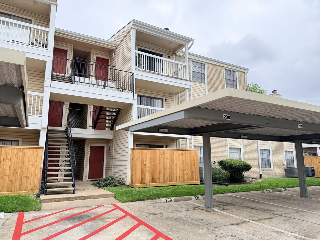 2750 Holly Hall Street - Photo 8