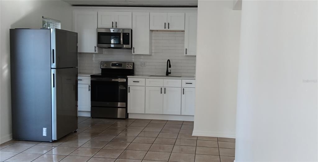 885 Beltrees Street - Photo 1