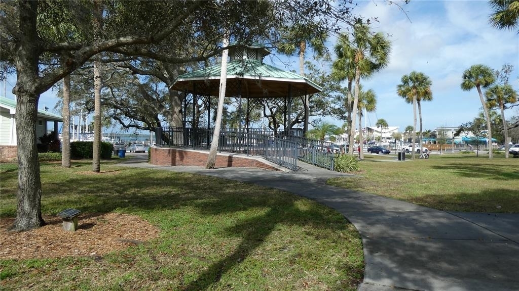 885 Beltrees Street - Photo 15