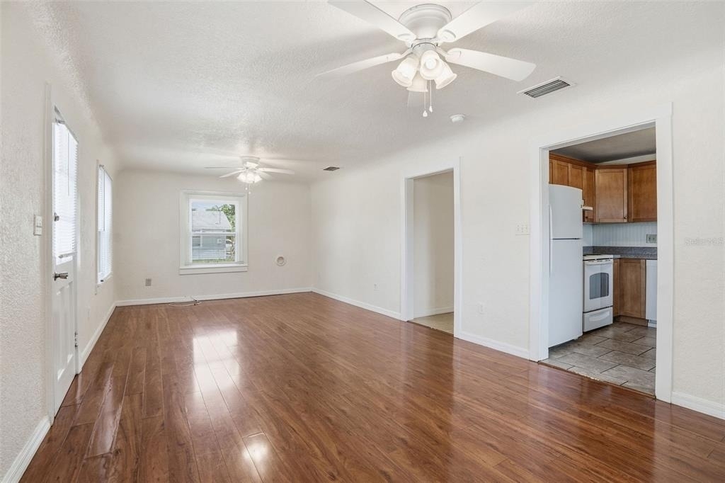 409 Lebeau Street - Photo 8