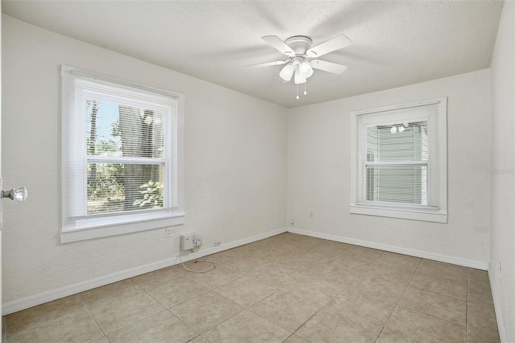 409 Lebeau Street - Photo 11