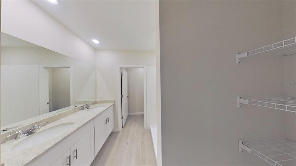 140 Holly Bank Avenue - Photo 16