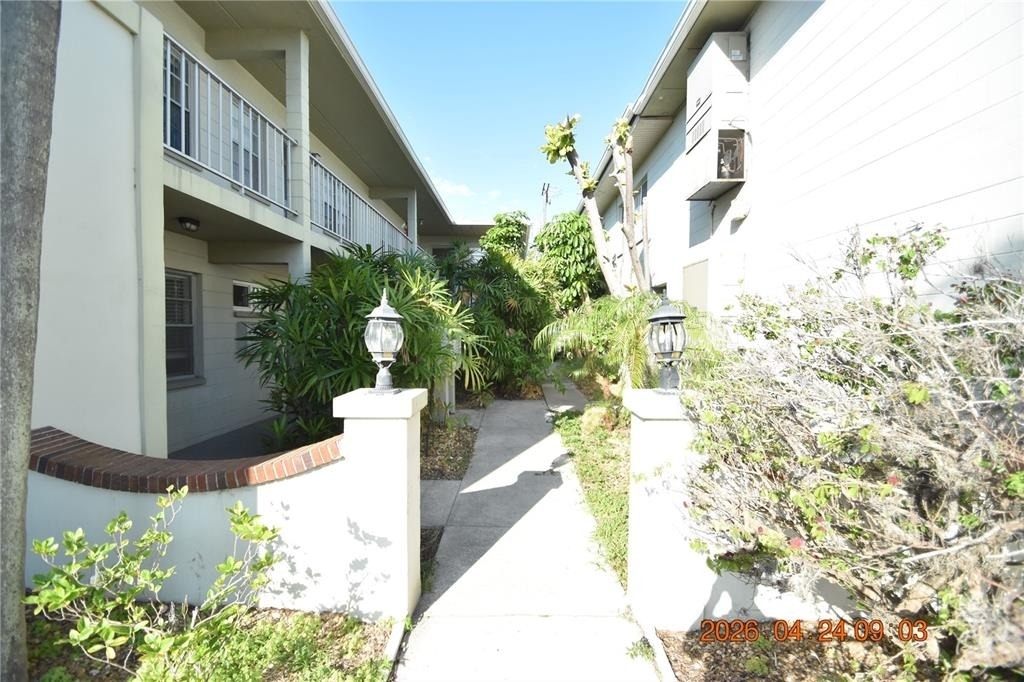 306 Danube Avenue - Photo 1