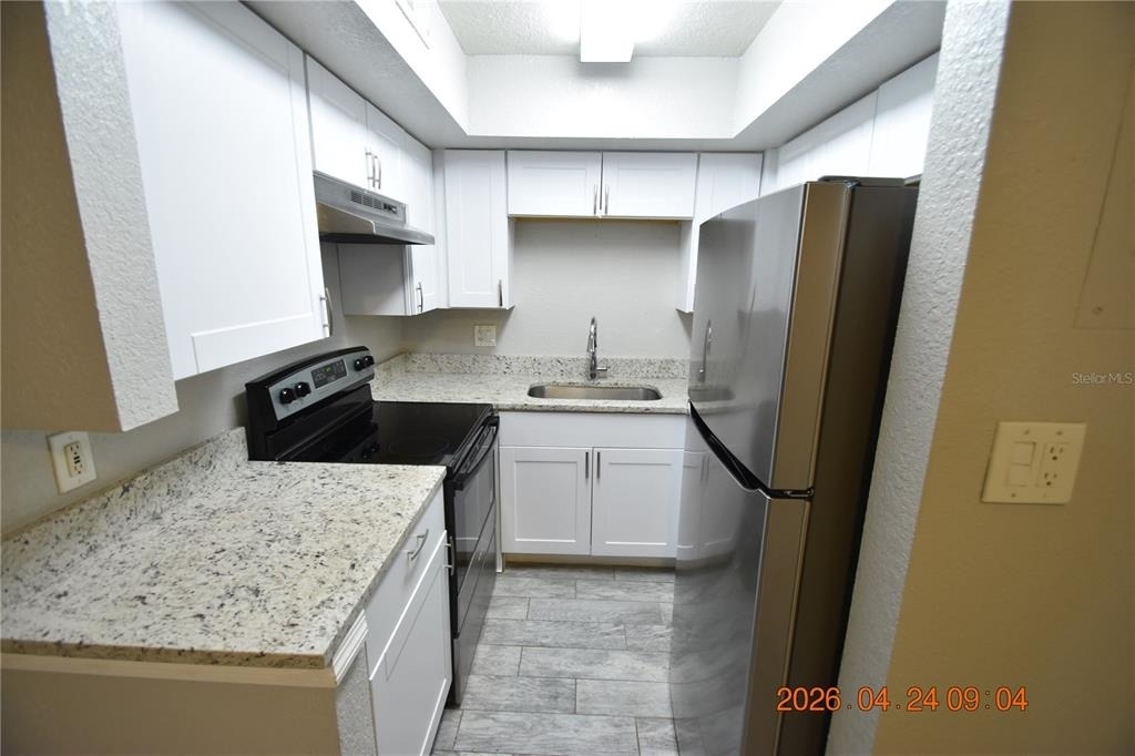 306 Danube Avenue - Photo 8