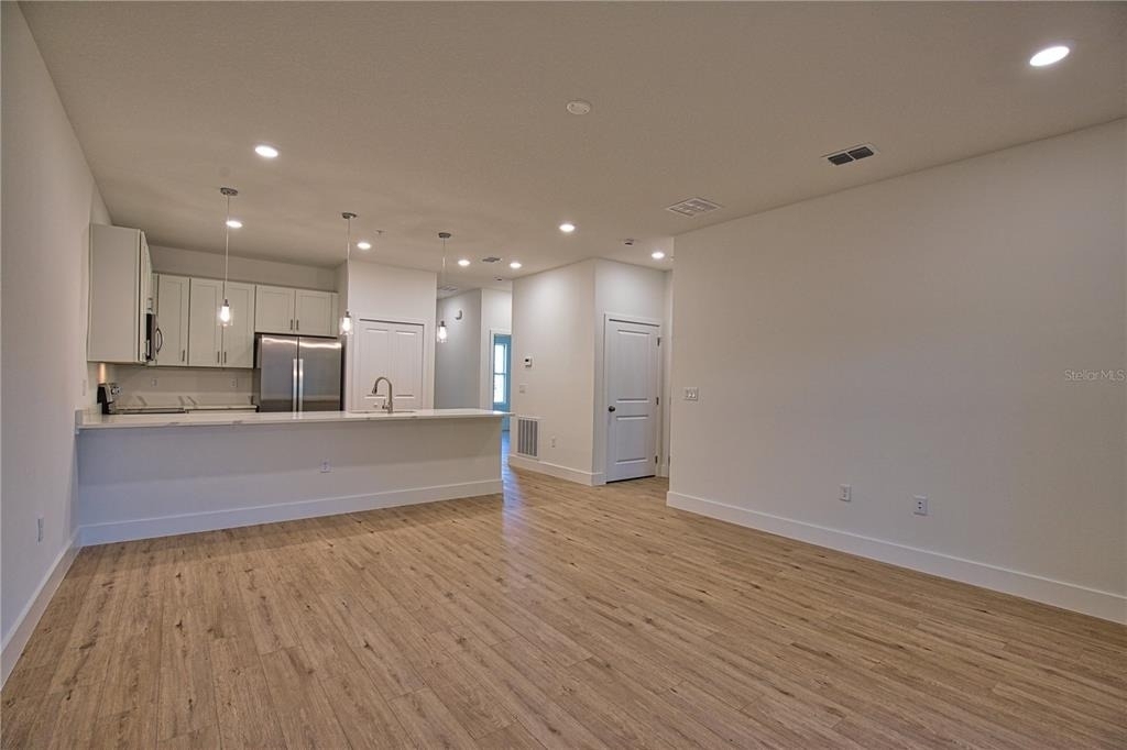 289 Boundary Boulevard - Photo 33