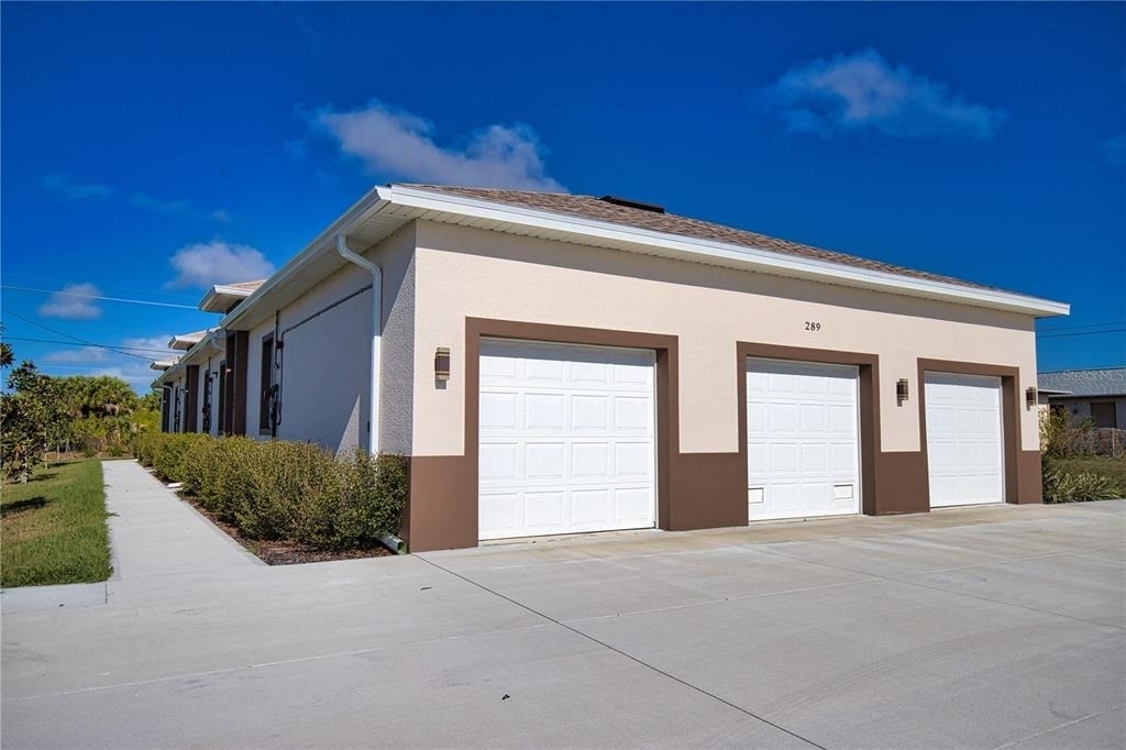 289 Boundary Boulevard - Photo 3