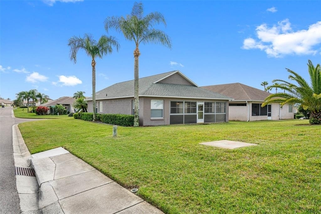 3063 Westmoreland Drive - Photo 2