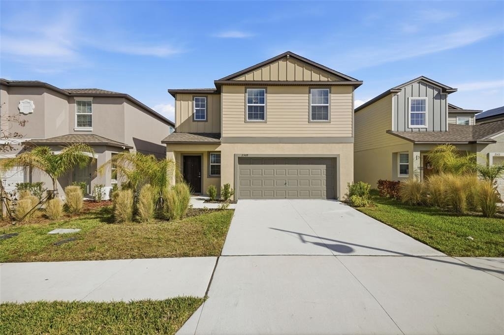 2509 Victorious Falls Avenue - Photo 0