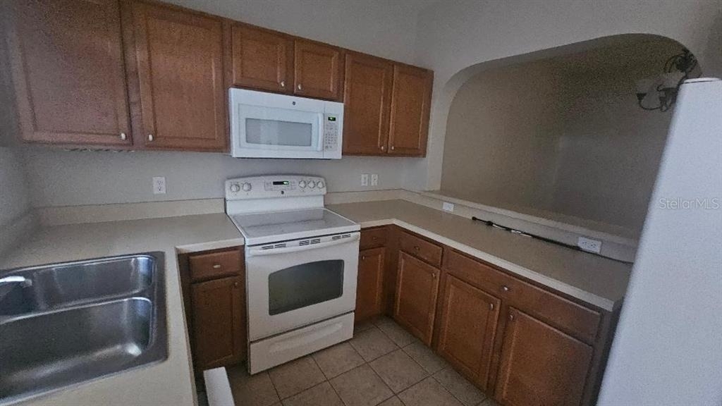 3909 45th Terrace W - Photo 3