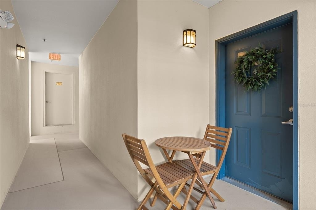 100 4th Avenue S - Photo 2