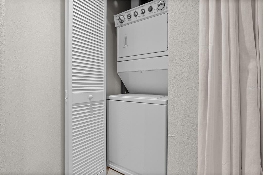 100 4th Avenue S - Photo 12
