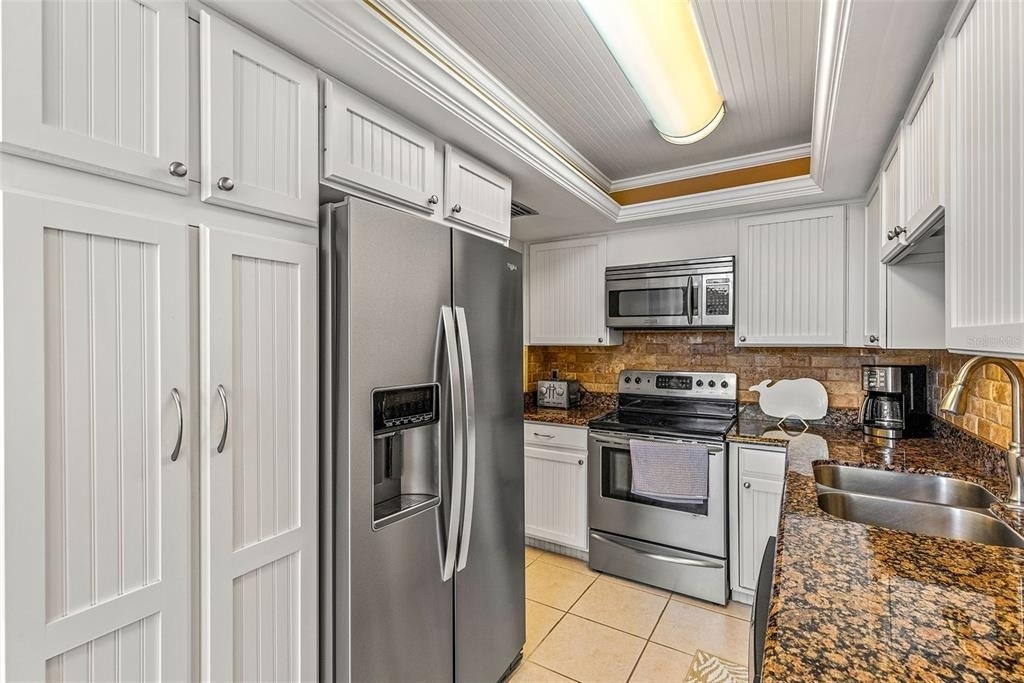 9495 Blind Pass Road - Photo 4