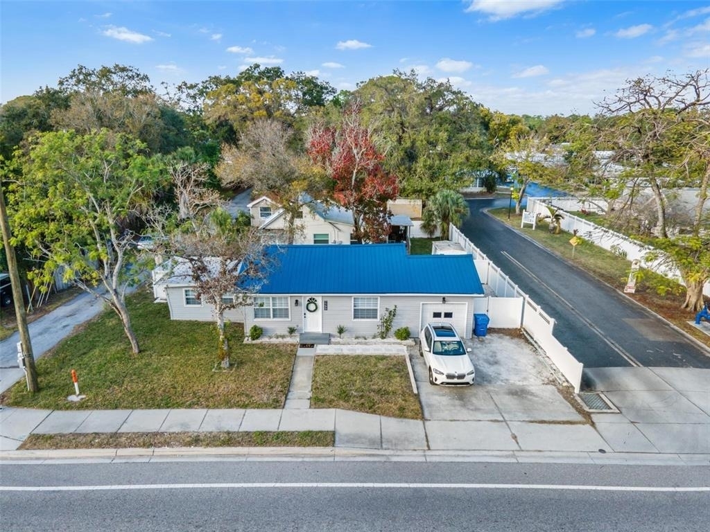 7799 46th Ave N - Photo 16