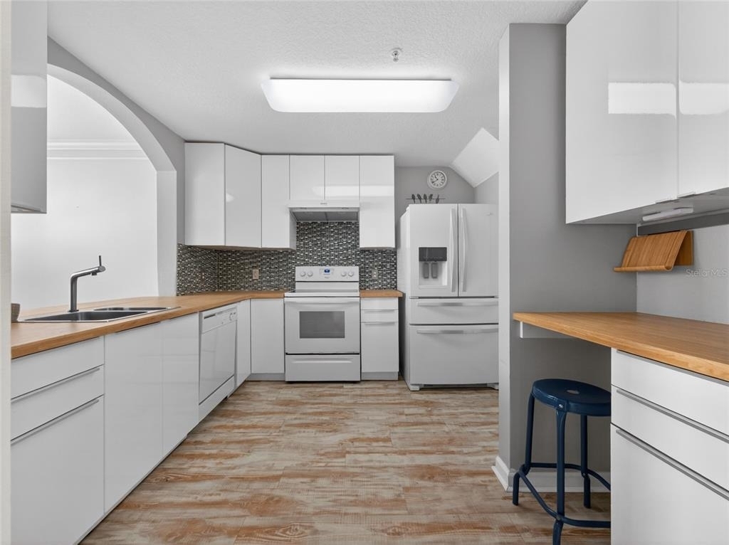 238 Celebration Boulevard - Photo 13