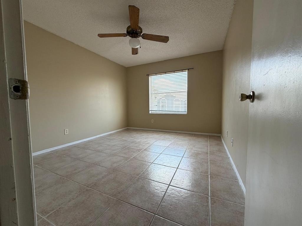 4240 Pershing Pointe Place - Photo 5