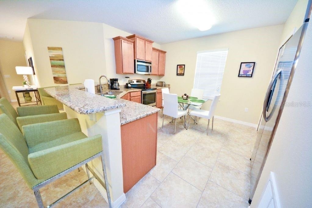 1014 Cypress Pointe Boulevard - Photo 5