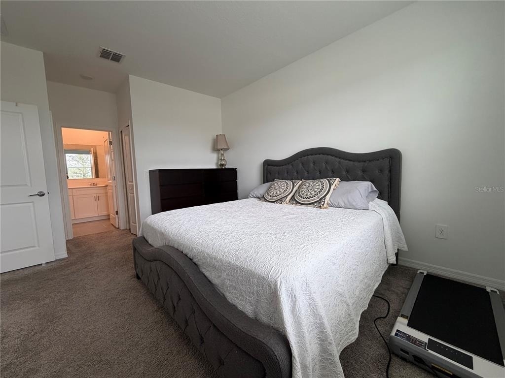 652 Grove Street - Photo 18