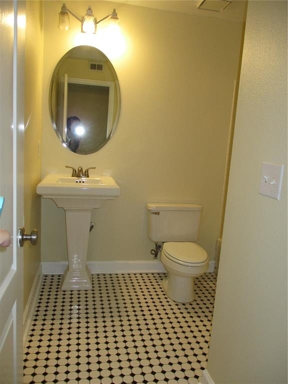 2065 Dixie Belle Drive - Photo 11