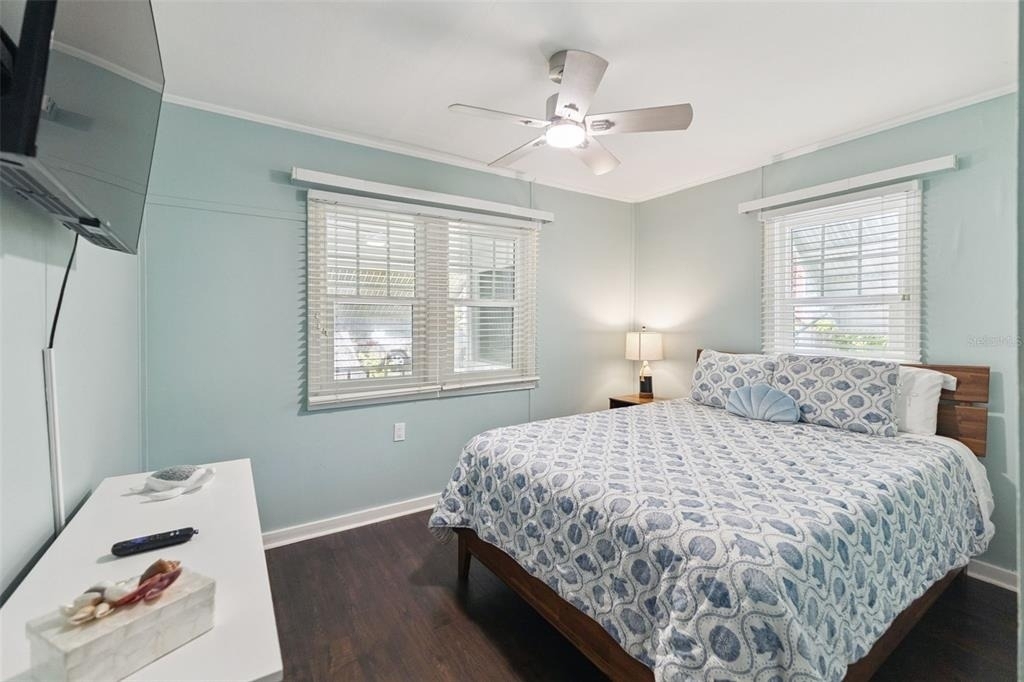 109 N Peninsula Avenue - Photo 12