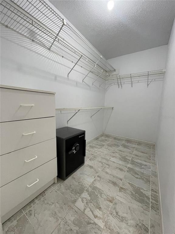 710 Raymond Circle - Photo 10