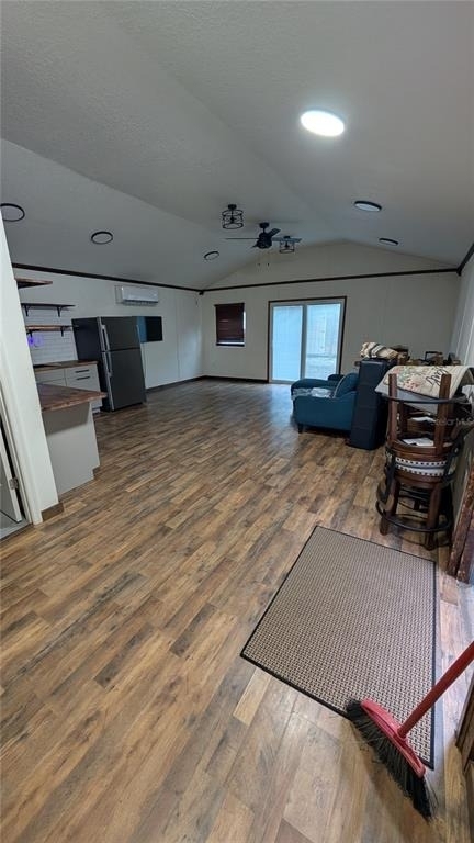 18312 Holister Rd - Photo 6