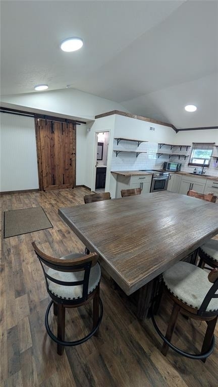 18312 Holister Rd - Photo 17