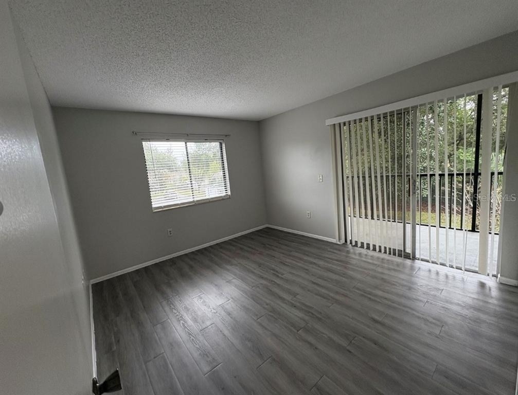 2683 Oak Park Way - Photo 2