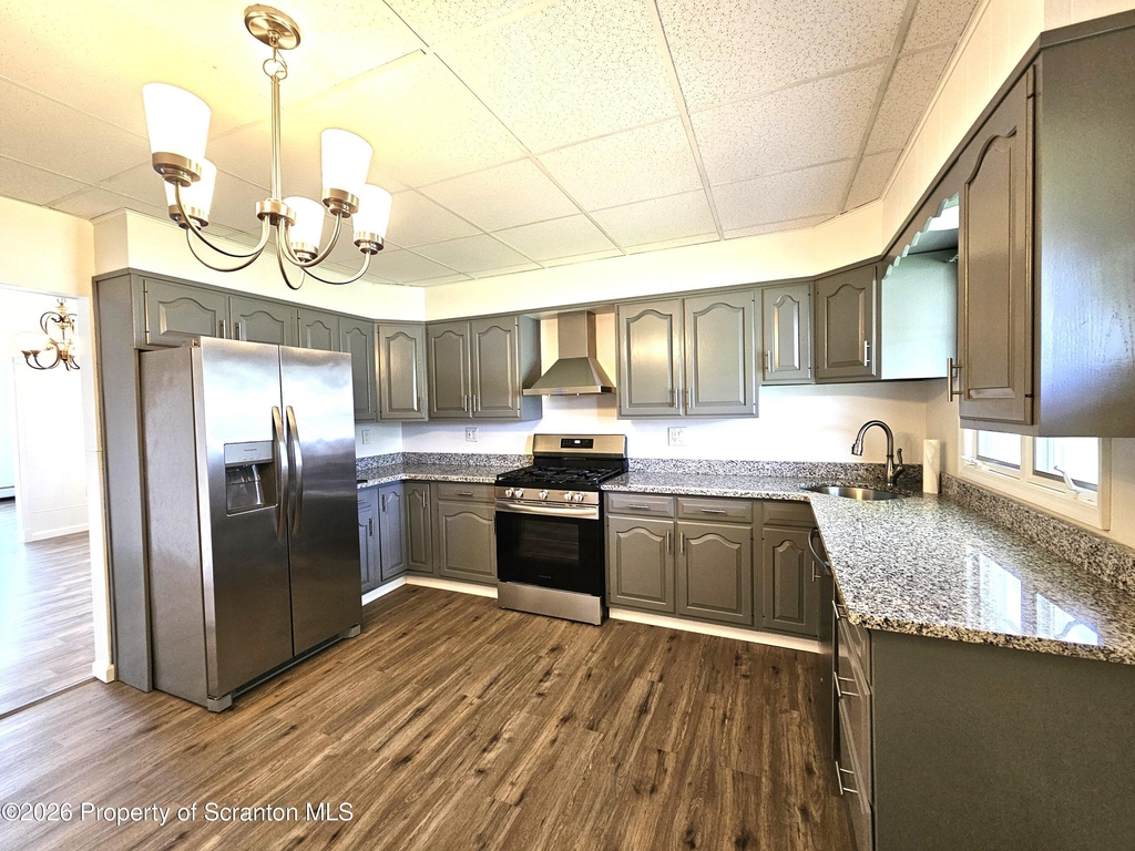 814 Price Street - Photo 2