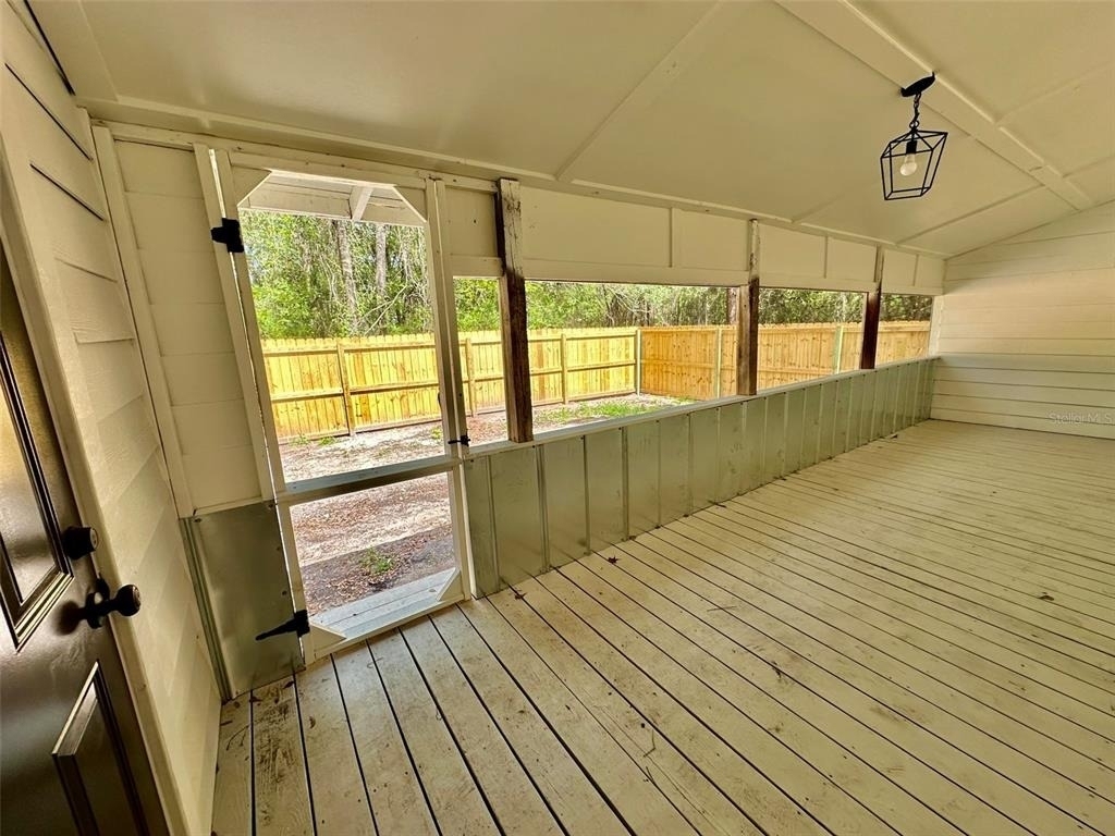 13647 Ne 141st Drive - Photo 31
