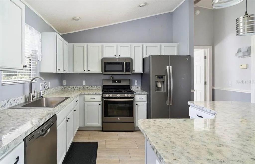 104 Cherry Blossom Lane - Photo 3