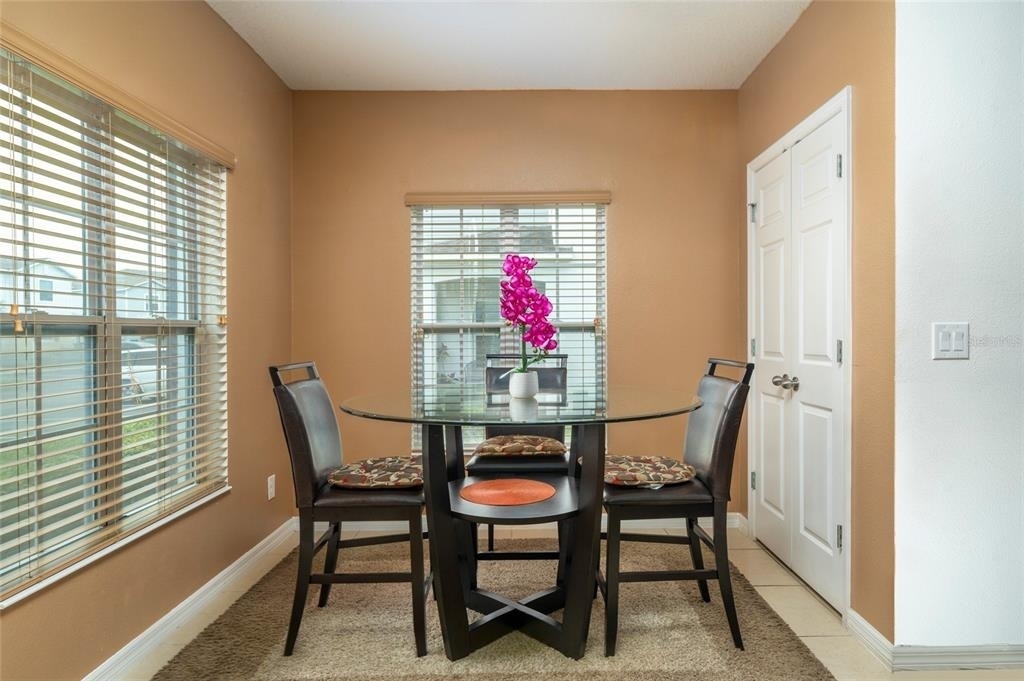 212 Primrose Drive - Photo 6
